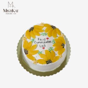 Torta con flores de durazno realizado por mistikat pasteleria en tacna