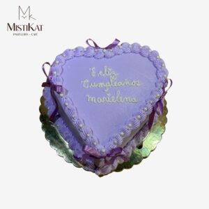 torta corazon lila personalizada por mistikat pasteleria en tacna