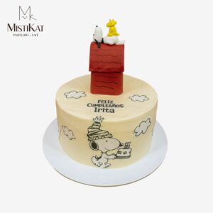 torta snoopy con casita mistikat tacna